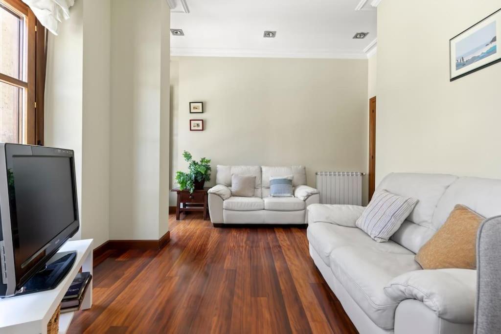 Apartamento La Joya Gijon Bagian luar foto
