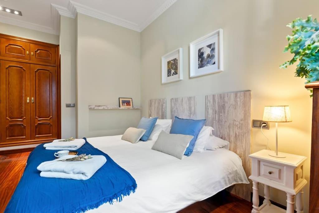 Apartamento La Joya Gijon Bagian luar foto